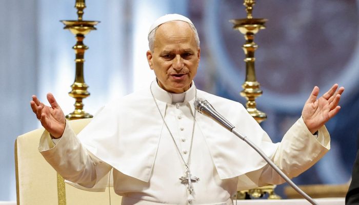 Papa_Leao_viajara_America_Latina_92877b2c85