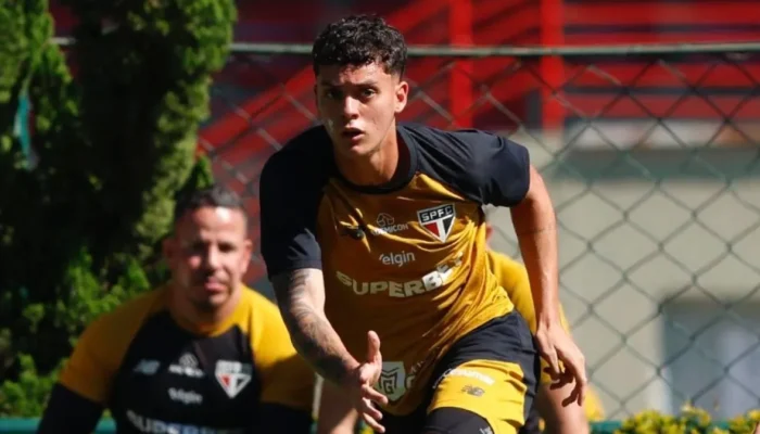 lucca_treino_spfc-e1785621482267