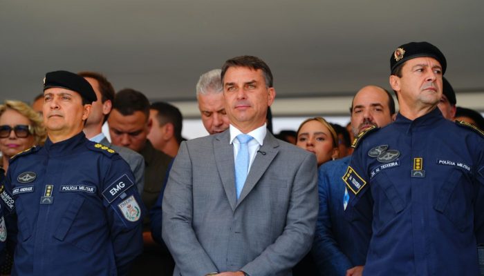 militares_flavio_bolsonaro_ccc3edda85