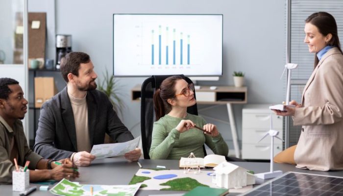 researchers-looking-alternative-energy-souces (1)